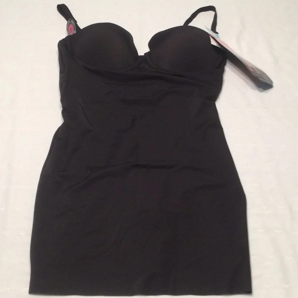 Maidenform Built-In-Bra Slip Medium Firm Cool Comfort​